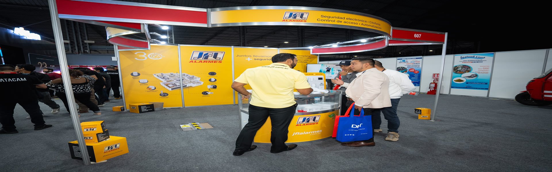 JFL EQUIPAMENTOS ELETRONICOS INDUSTRIA E COM LTDA - JFL ALARMES